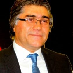 Mustafa Özçelik