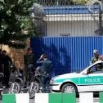 İran’da iki polis karakoluna eş zamanlı silahlı saldırı düzenlendi