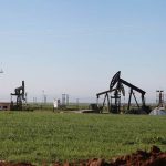 Rêveberiya Xweser rojane 15 hezar bermîl petrol hinardeyî Sûriyeyê dike